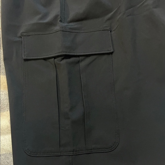 Under Armour Women's Rival Cargo Joggers - Picture 7 of 13